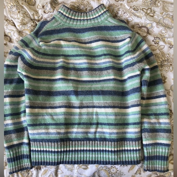 vintage sweater - Picture 2 of 2
